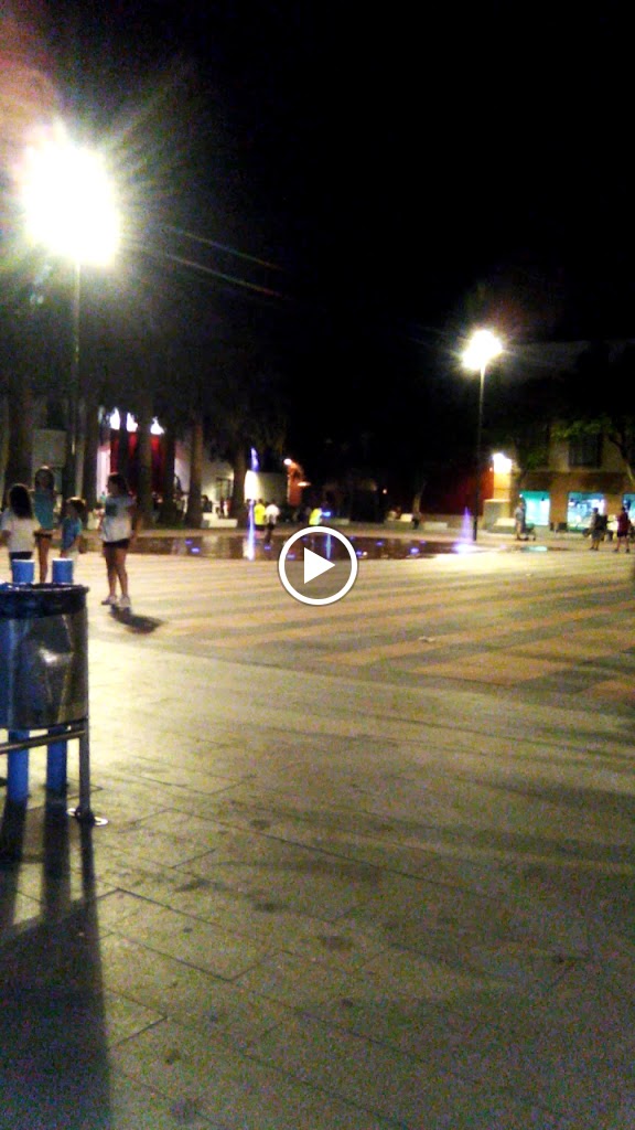 Cafeteria La Campana — Videos