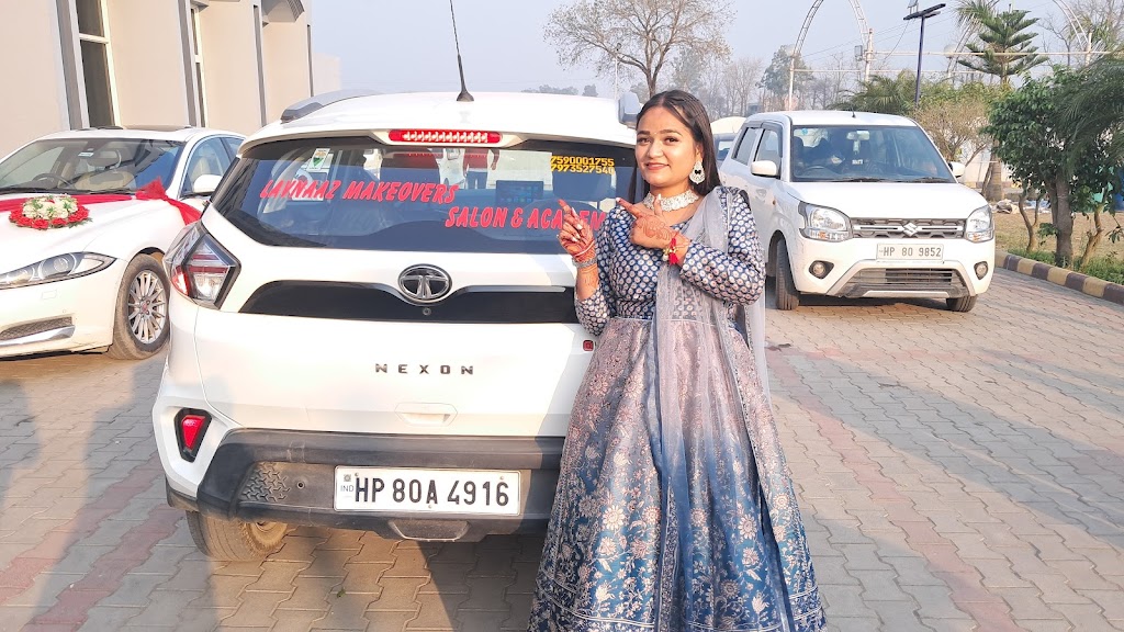 Lavnaaz Makeovers Salon Academy