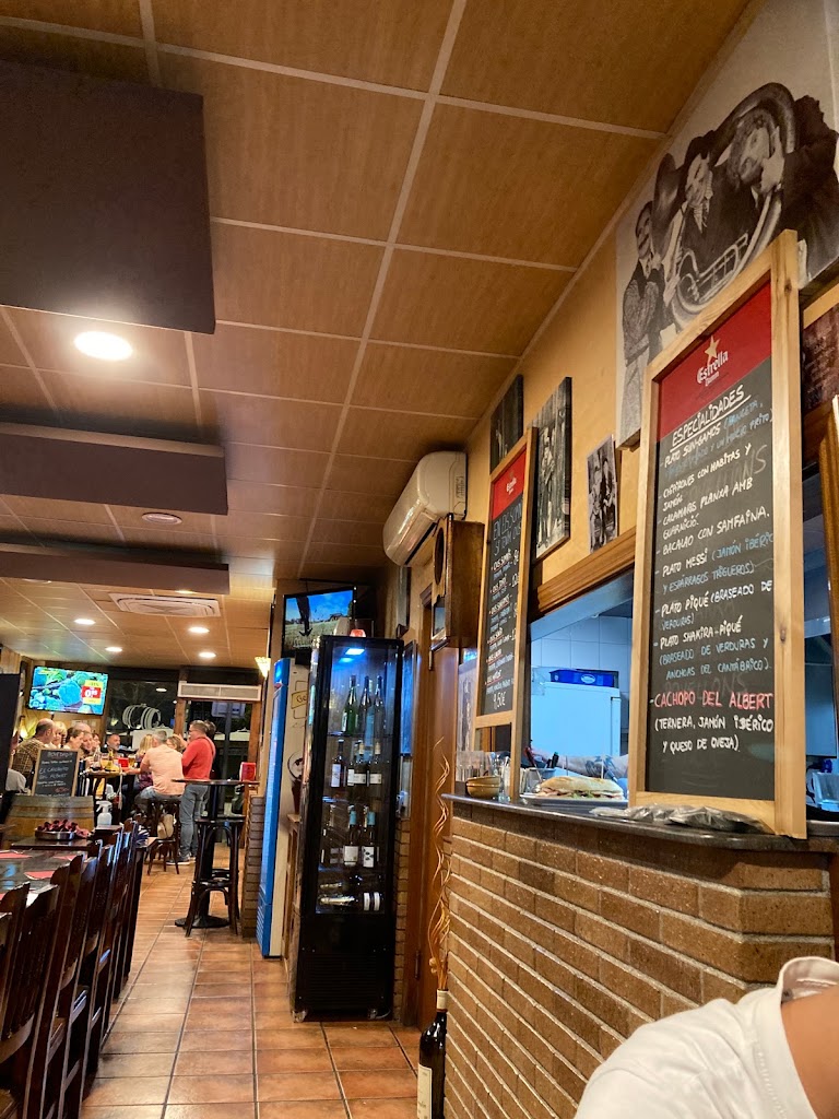 Taverna Els Somnis — Ambiente