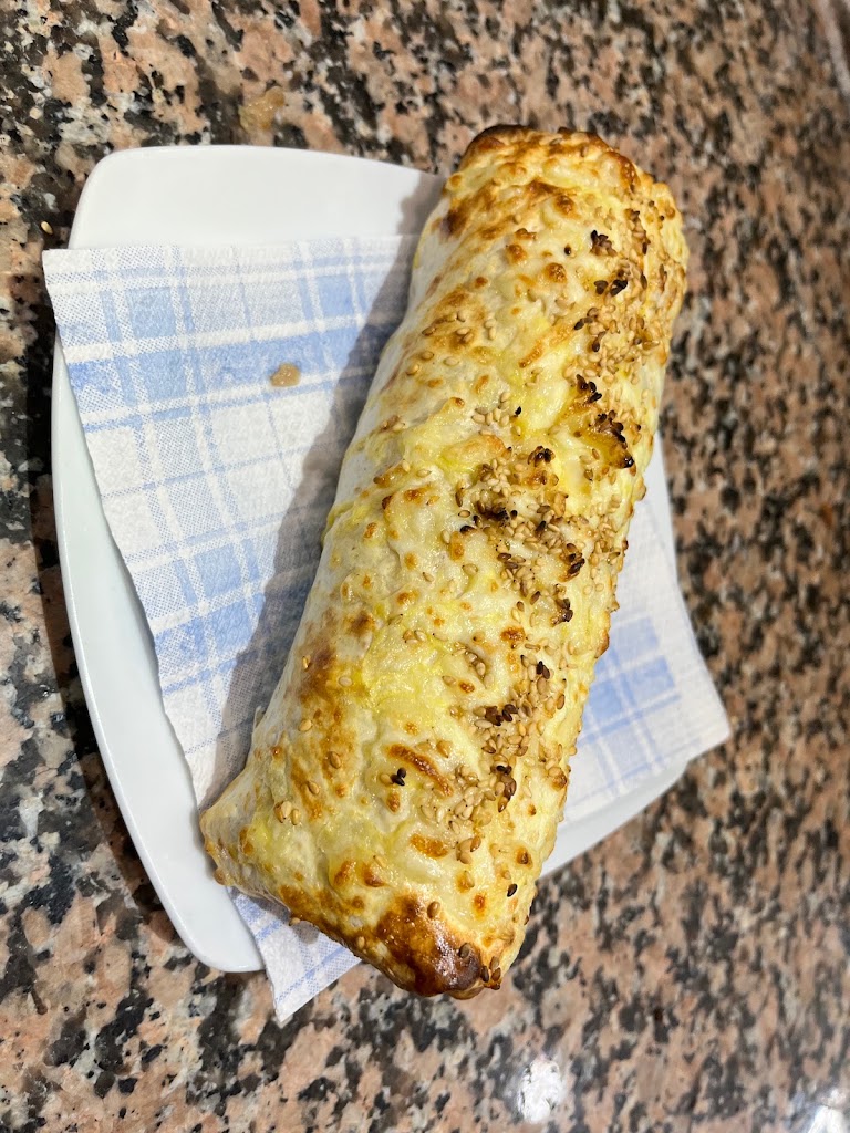 Sultan Kebab & pizza — Comida y bebida