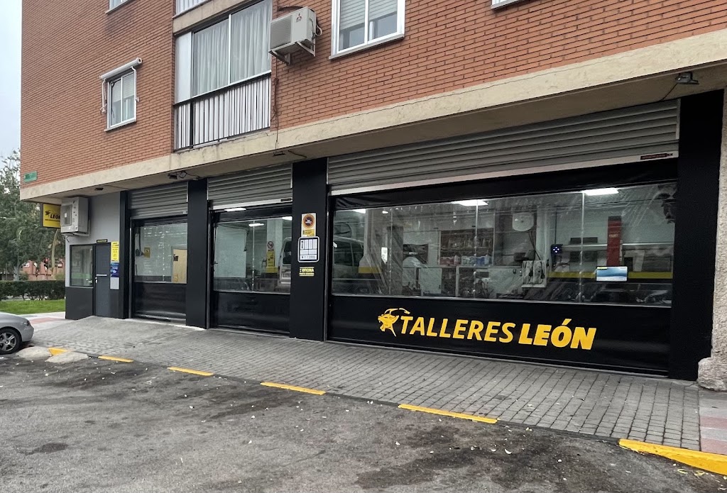 Talleres Leon — Exterior
