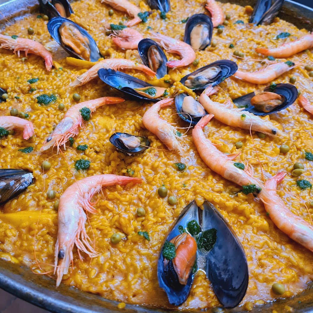 Restaurante Junquillo — Comida y bebida