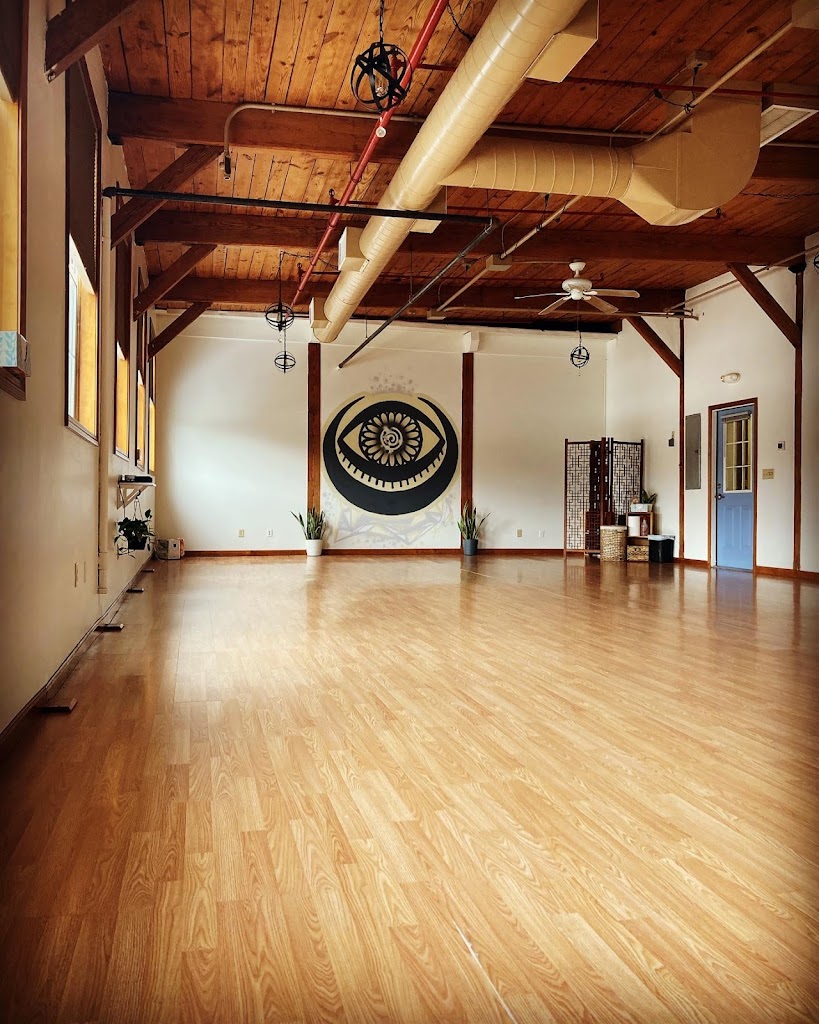  Mati Yoga Studio