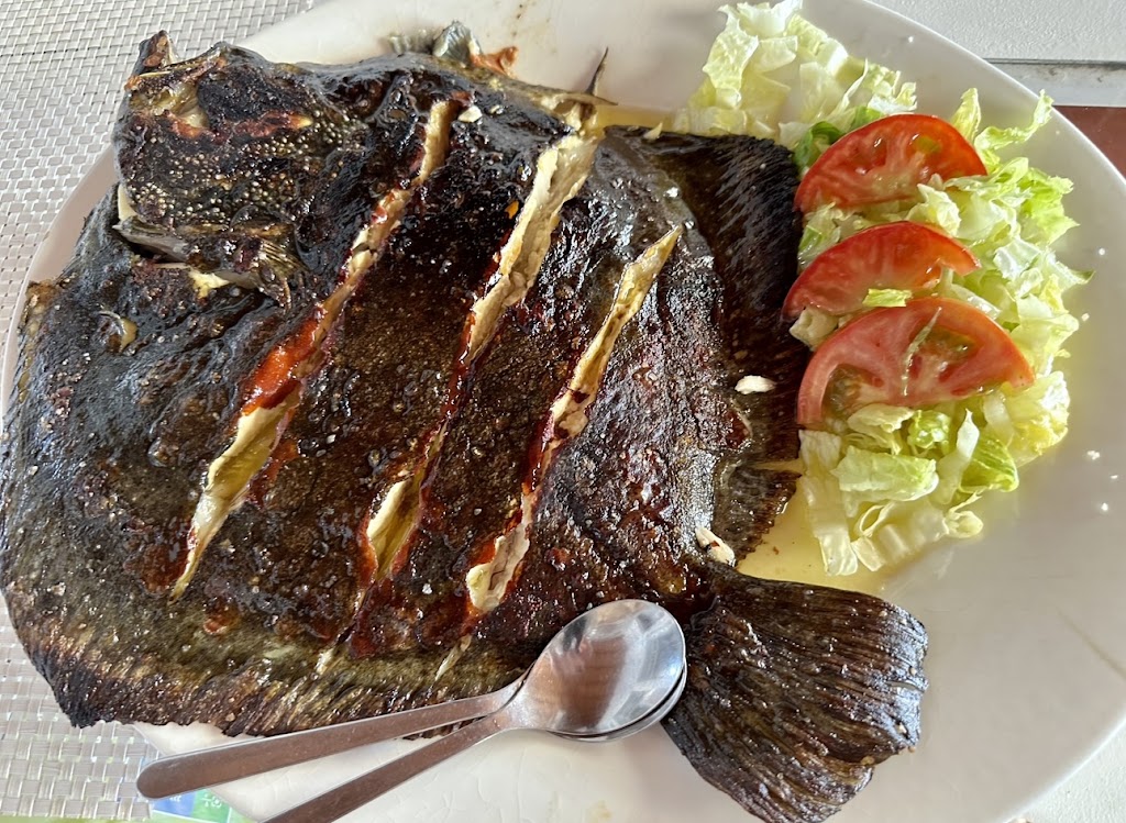 Restaurante La Rana — Comida y bebida