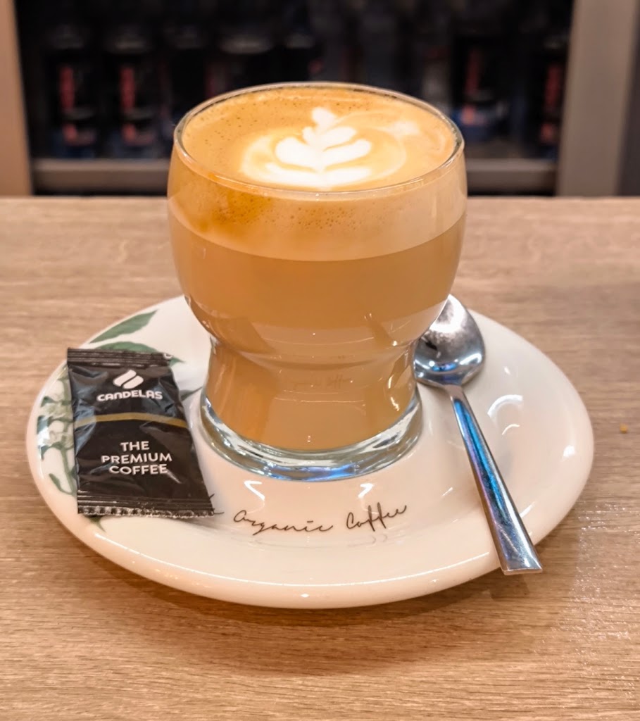 Arcos Cafe — Cortado