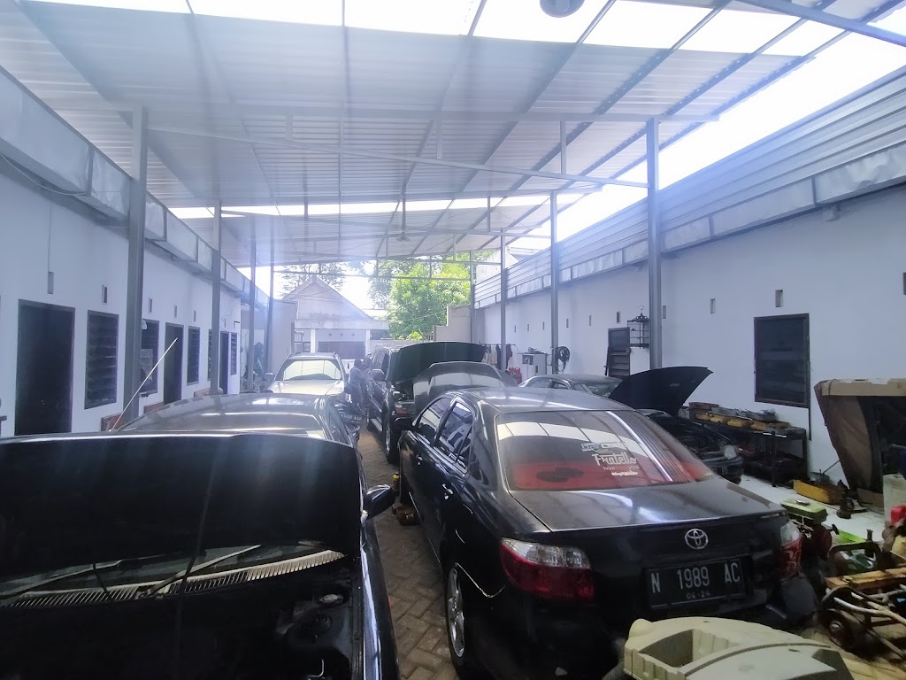 Bengkel Mobil ARC MONDOROKO