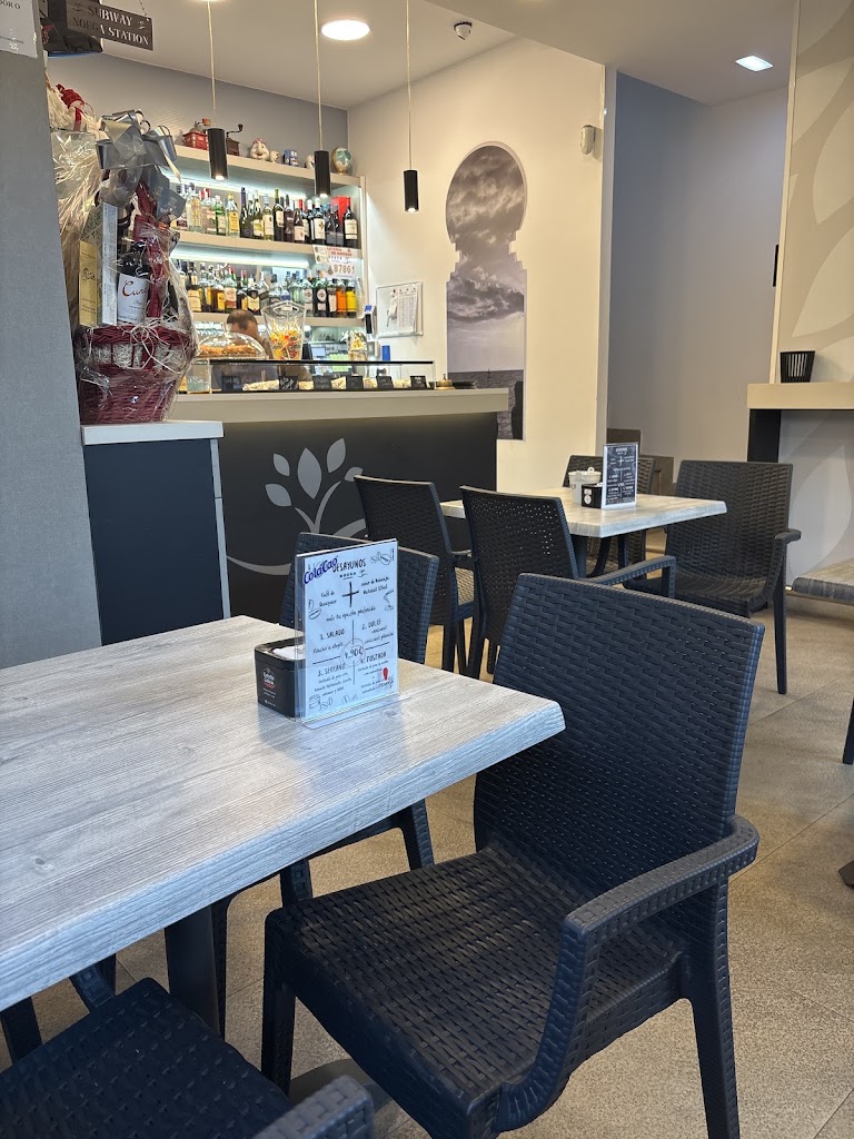 Noega Cafeteria — Ambiente