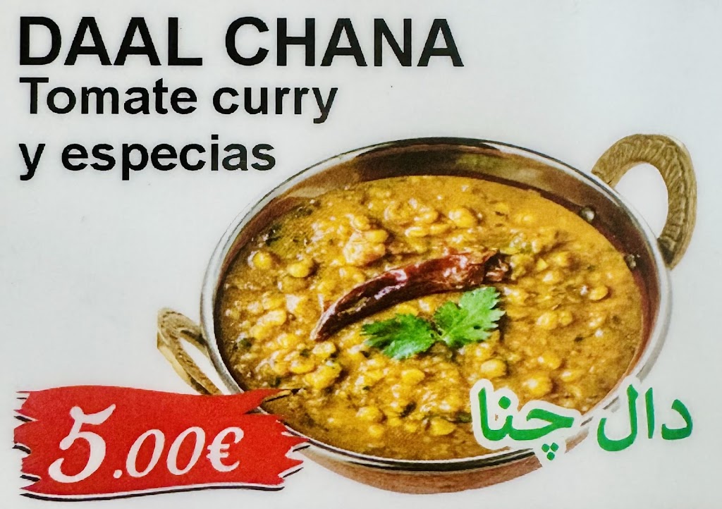 Al Madina Restaurant — Comida y bebida