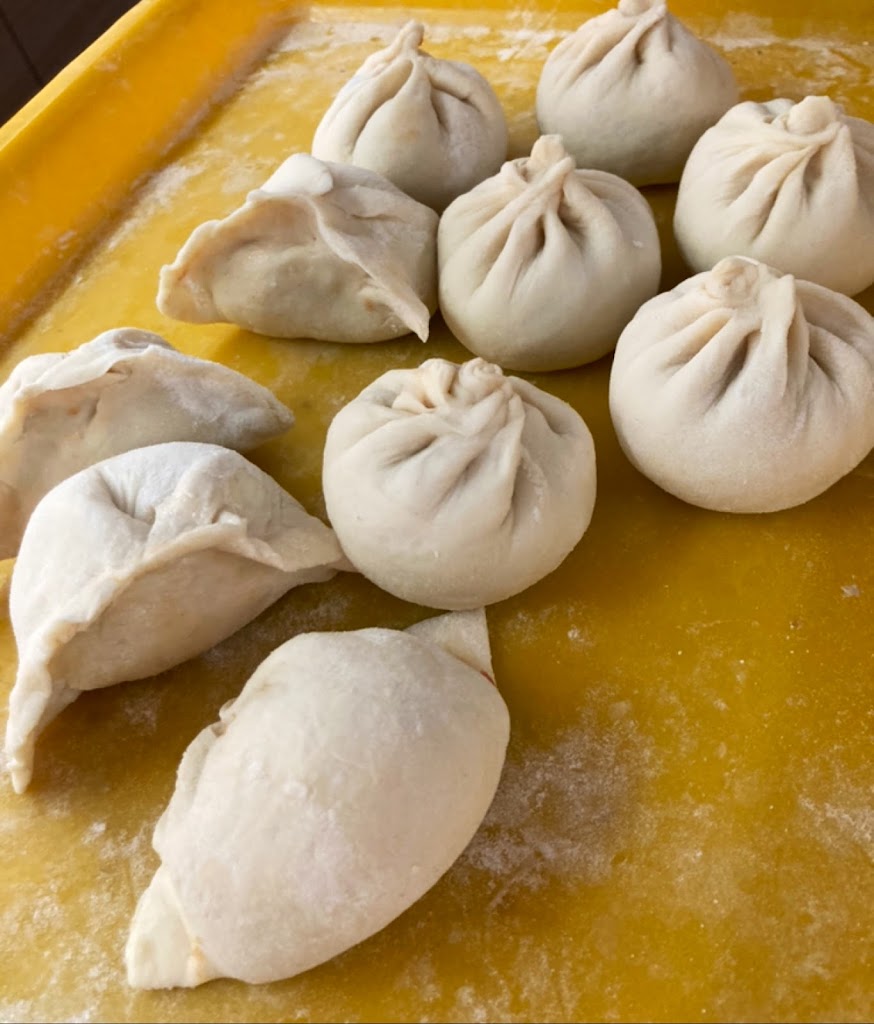 吾45早午食堂.雙十連假有營業。獨家剝皮辣椒生煎包.酥皮蛋餅.獨家異國鍋燒麵.芋泥肉鬆蛋餅.非喝不可鮮奶茶.吾雙紅茶.冰花煎餃， 的照片