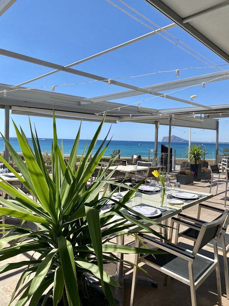 LOUNGE BAR - RESTAURANTE La Vela de Calpe.