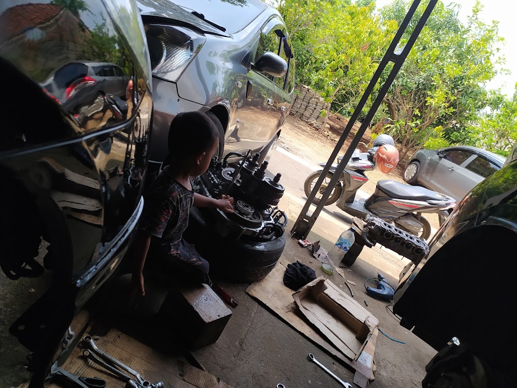 BENGKEL MOBIL PANGGILAN 24 JAM SEMARANG