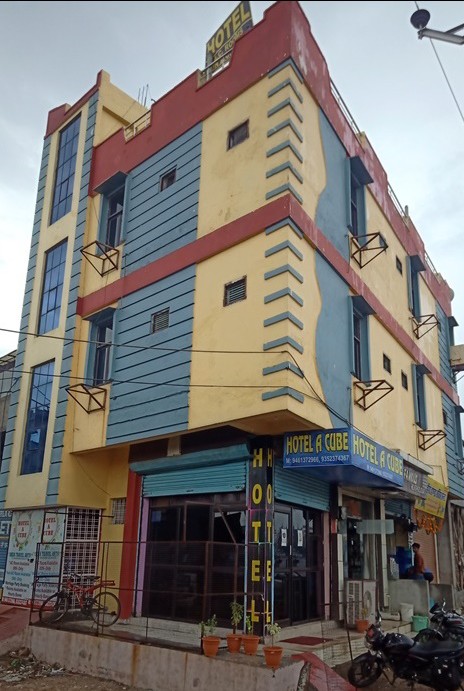 Hotel A Cube