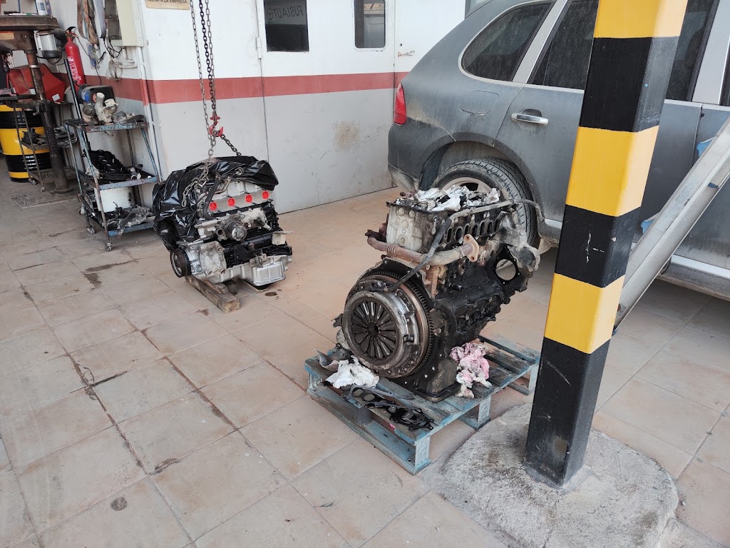 Fusiauto C.B. — Taller