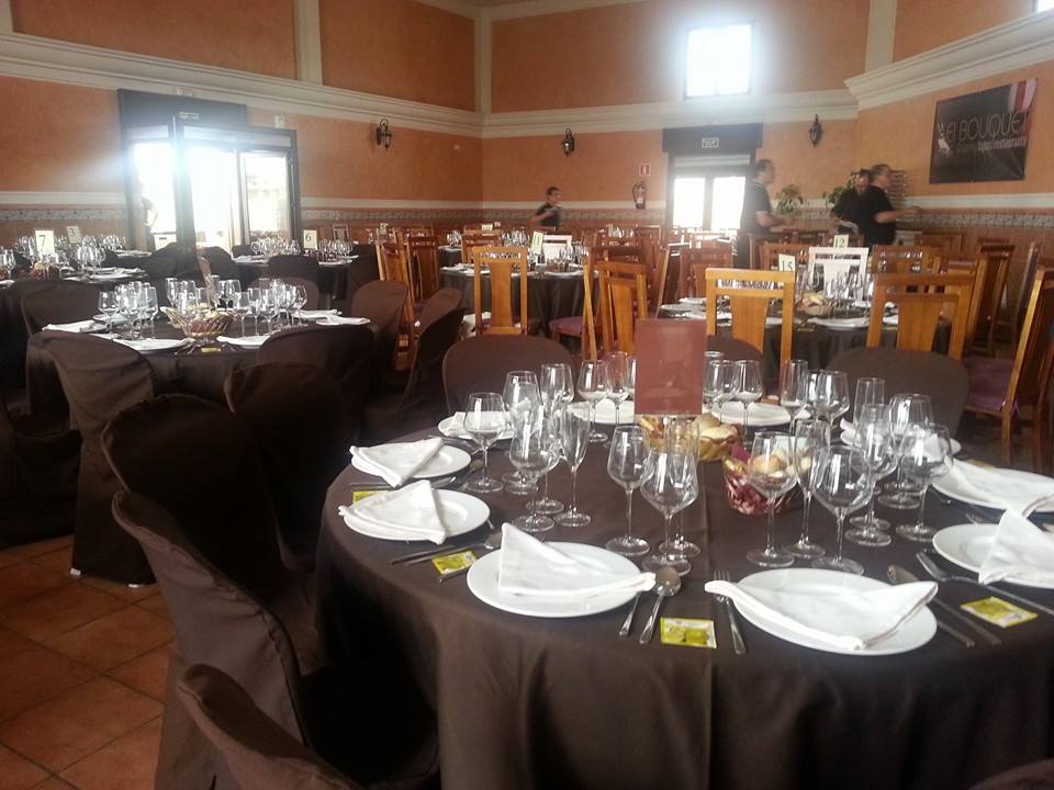 Restaurante en Utrera El Bouquet — Ambiente