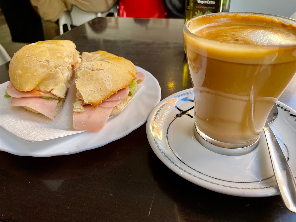 Cafeteria Santos — Cafe