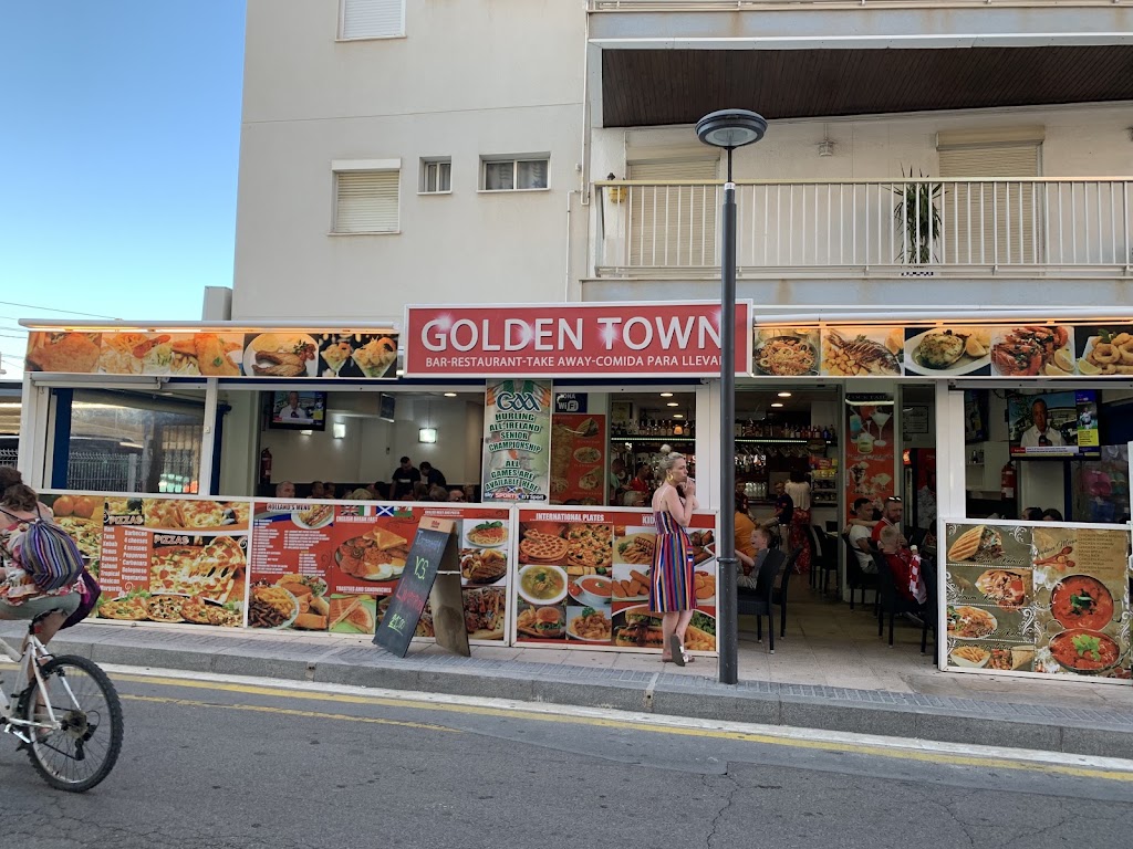 Golden Town — Del propietario