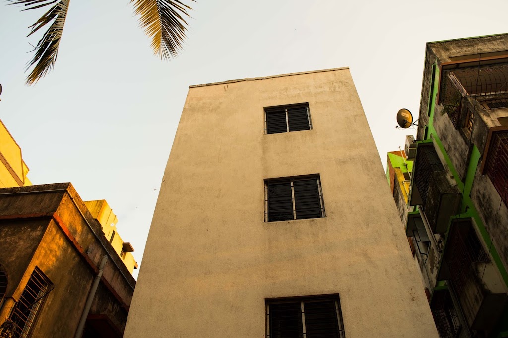 Golden Plaza Guest House