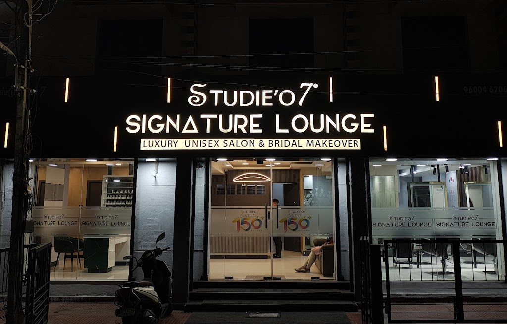 Studieo7 Signature Lounge Salon In Chrompet