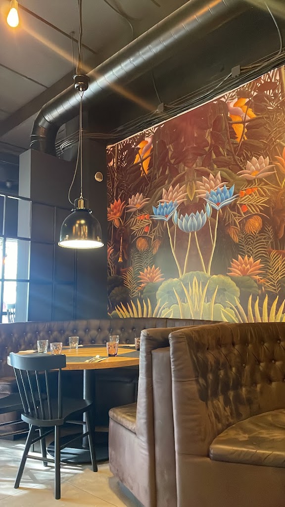 Latitud Ceroo Restaurante — Ambiente