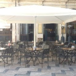 Daily Cafe — Del propietario