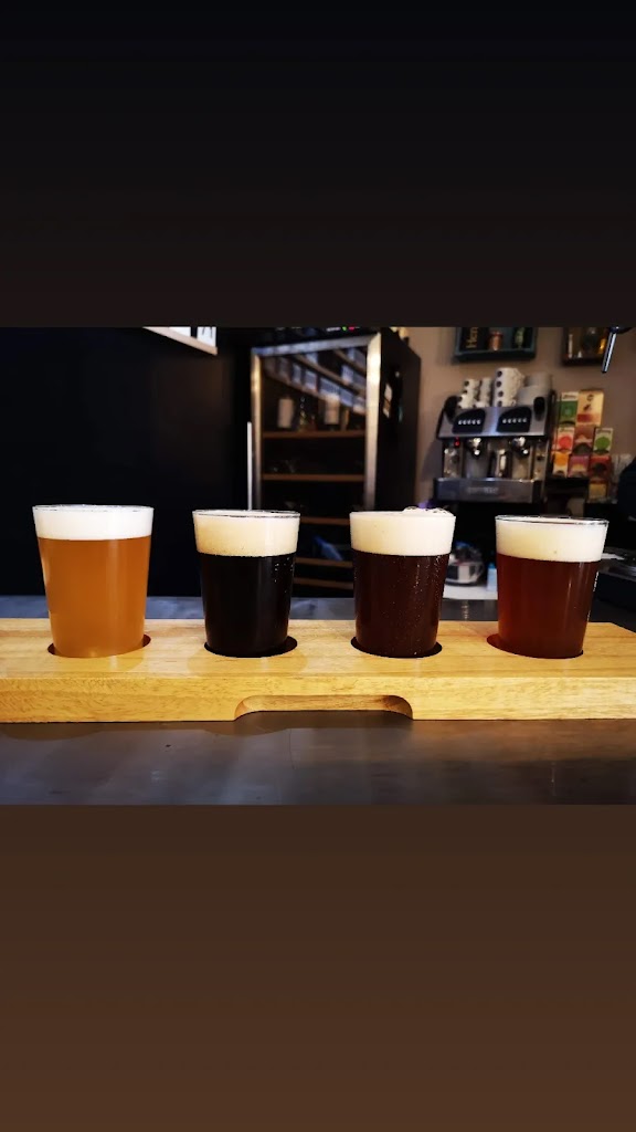 Cervezas Artesanas La Primera "Taproom/Bar" — Cerveza
