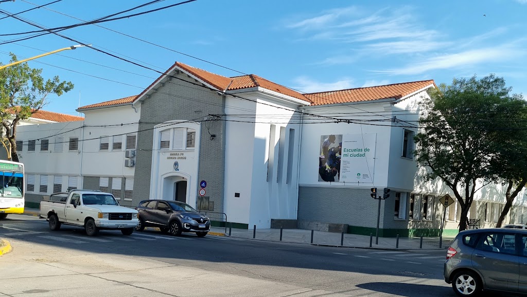 Escuela No 6 "Mariano Moreno"