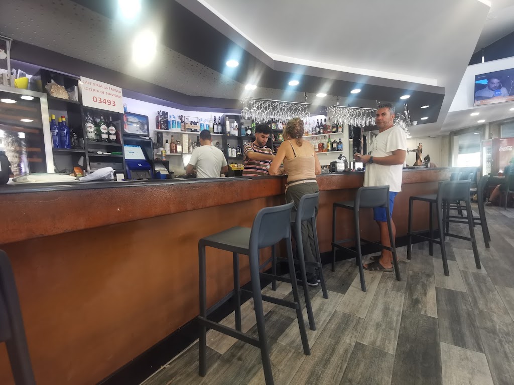 Cafetaria Farola — Ambiente