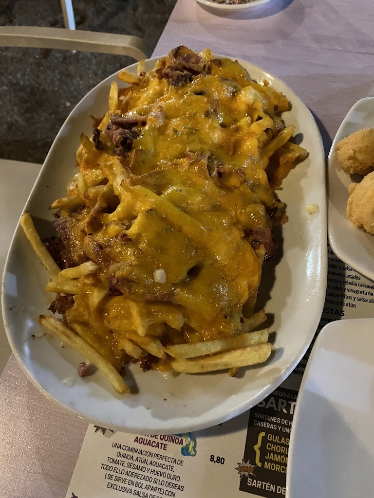 Terraza Estoril — Comida y bebida