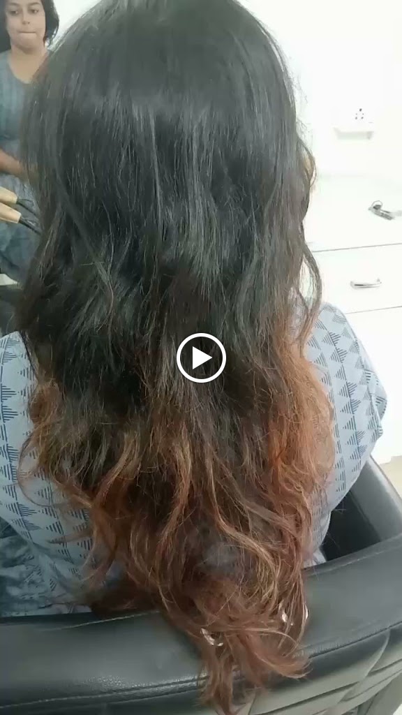 17J Salon Exclusive For Ladies