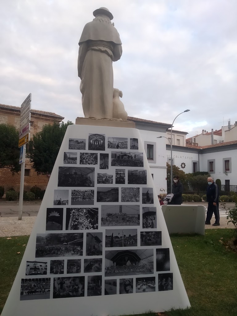 Plaza en homenaje a las Fiestas de San Roque