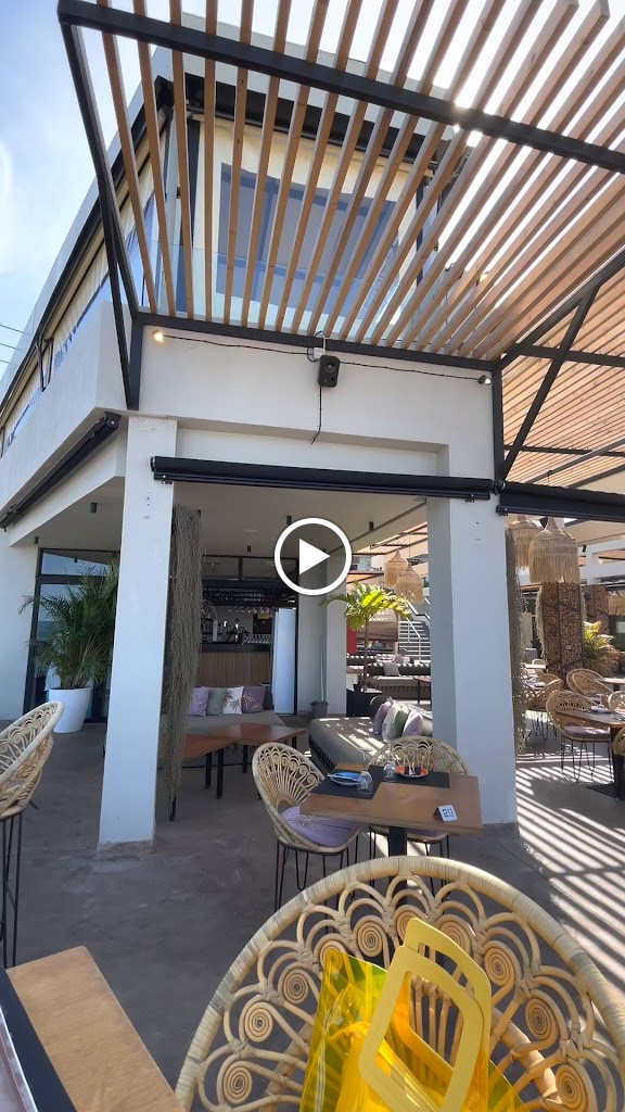 Cala Restaurant — Ambiente
