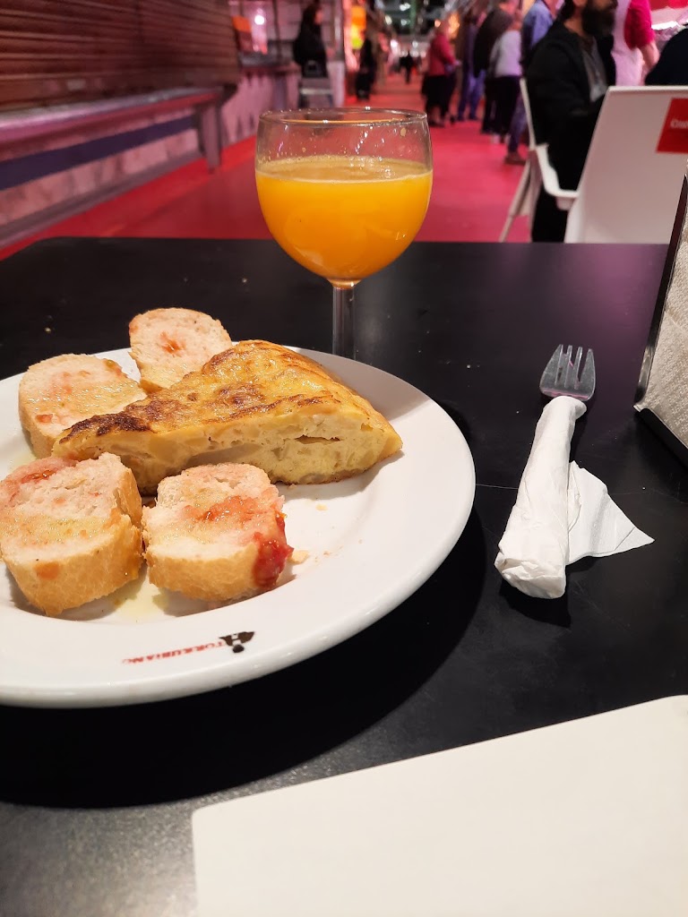 Bar Torrubiano — Comida y bebida