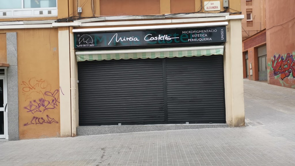 Mireia Castells Peluqueria Curly Sabadell — Exterior