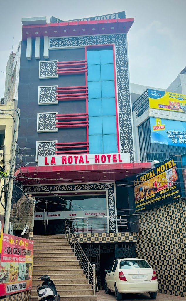 La Royal Hotel