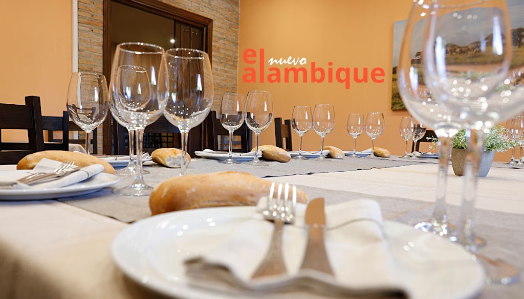 Restaurante El Nuevo Alambique — Comida y bebida