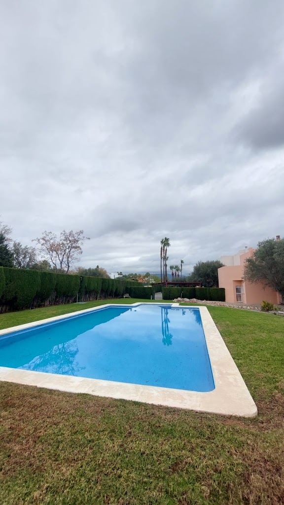 AC JARDINES Y PISCINAS