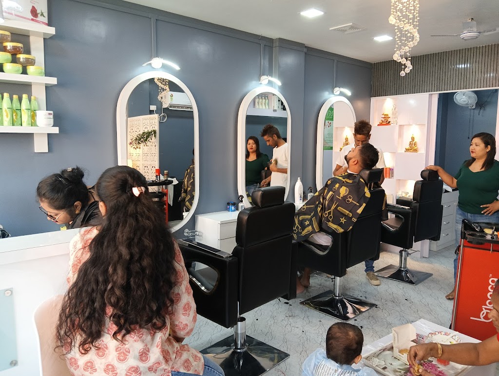 D Like Unisex Salon