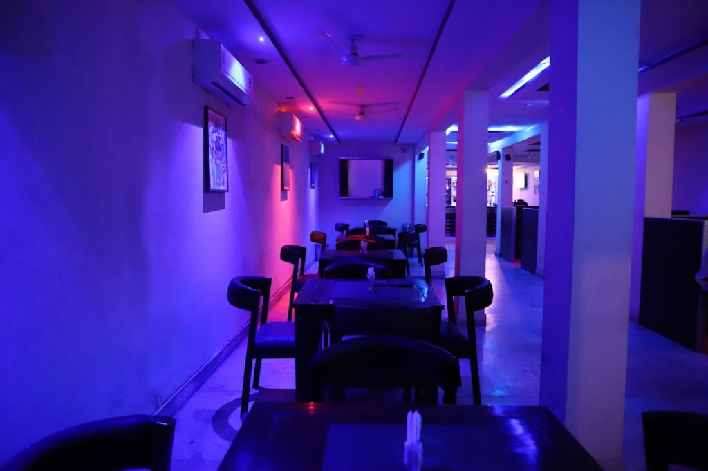 Hotel Shreeji Restaurant Bar