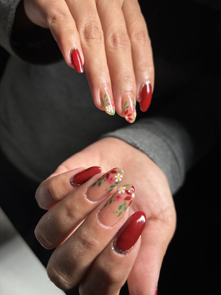 Gurleen Makeovers Nails