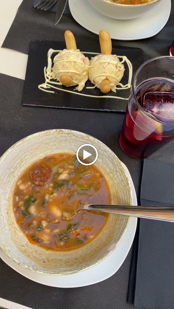 DondeDiego Gastrobar — Videos