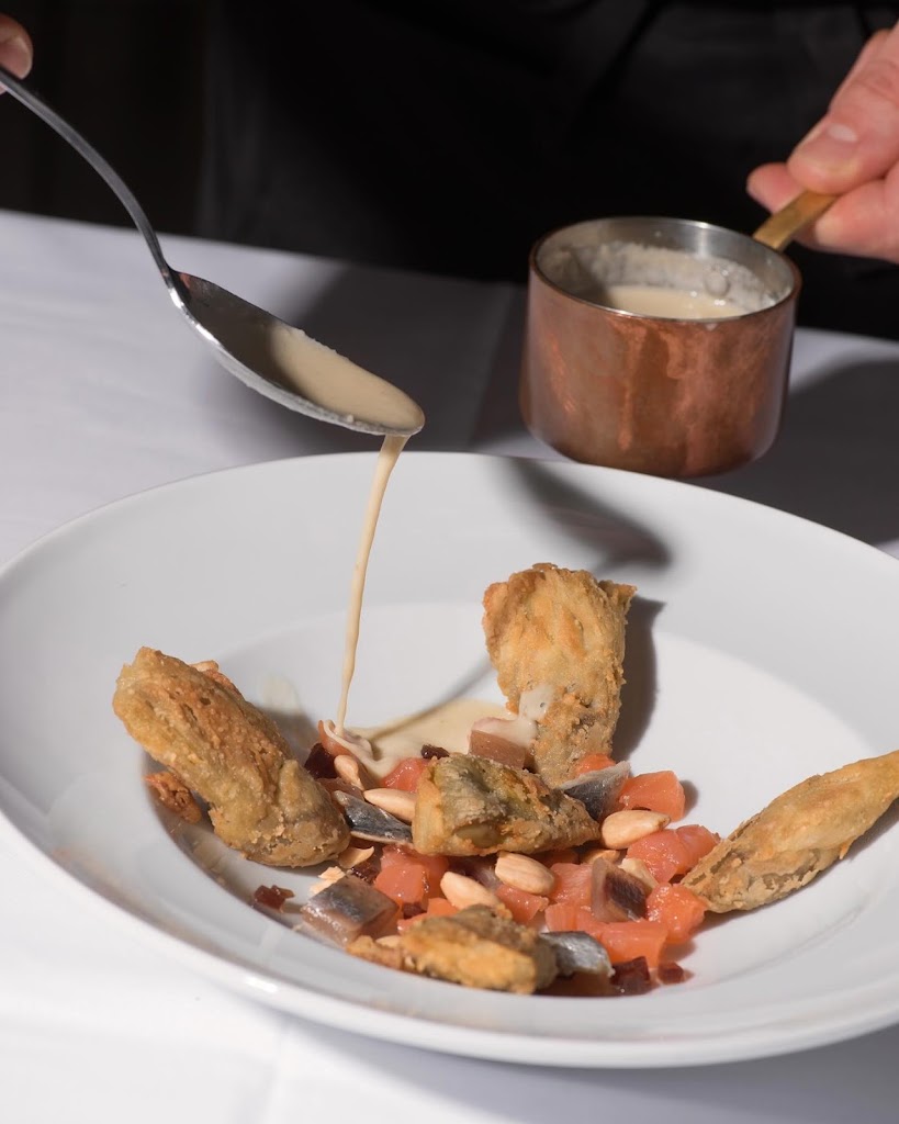 Casinet - Restaurante Sant Salvador — Comida y bebida