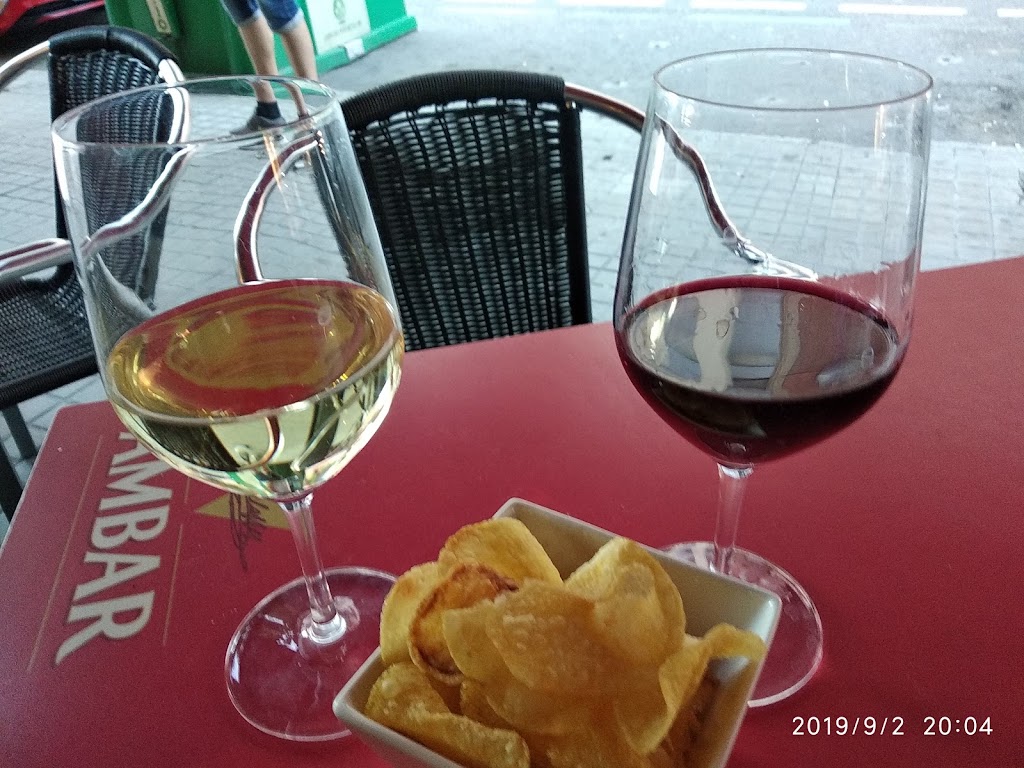 Bar Elfos — Comida y bebida