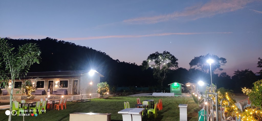 Purva Farm Resort Restaurant