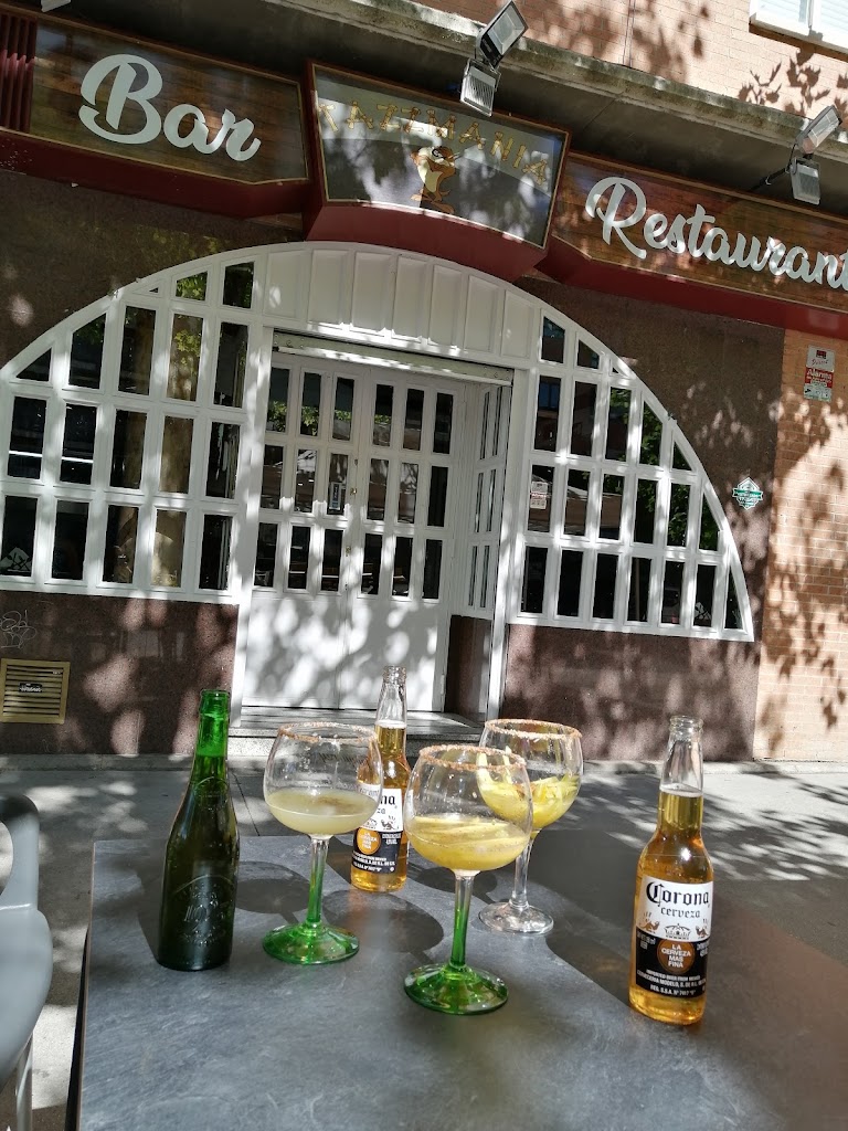 Tazzmania Restaurante Bar Latino Colombiano