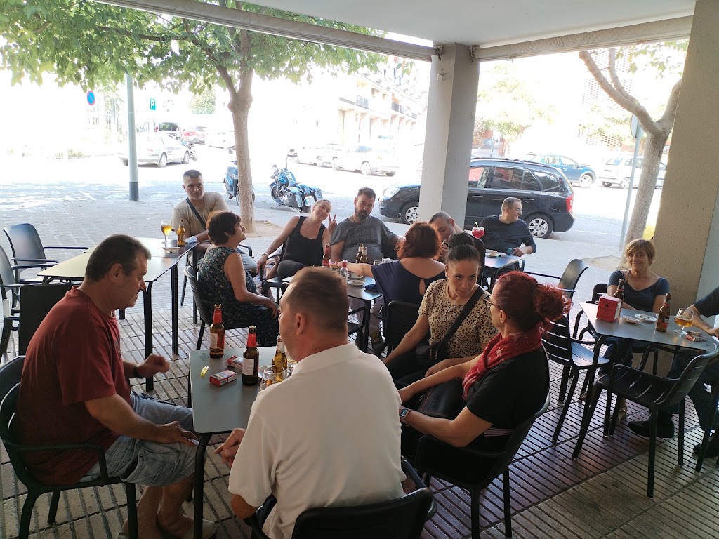 Bar Cafeteria Cal Joan — Ambiente