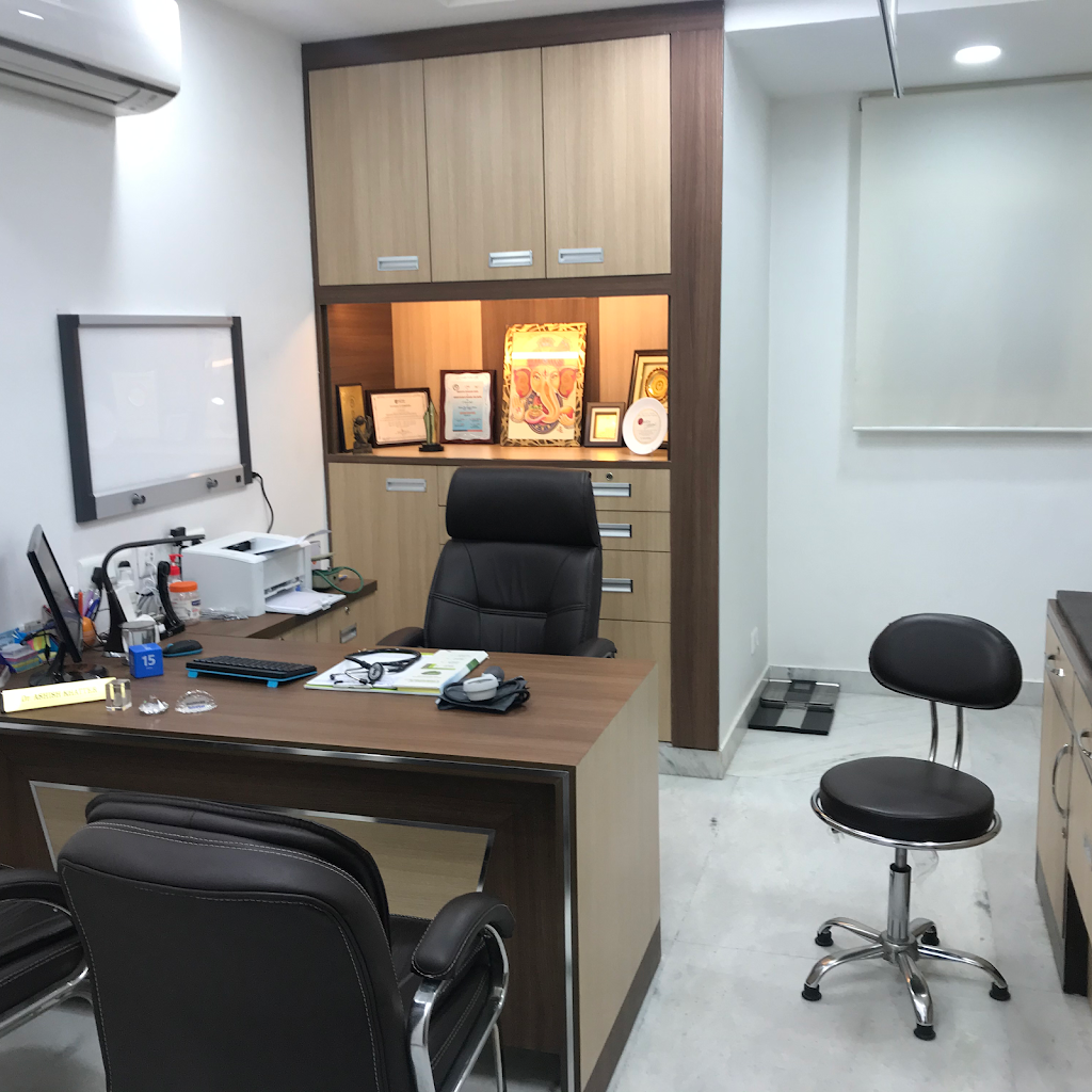 Dr. Dr Ashish Khattar Best Physician Best Diabetes Hypetension Specialist Physician Dwarka