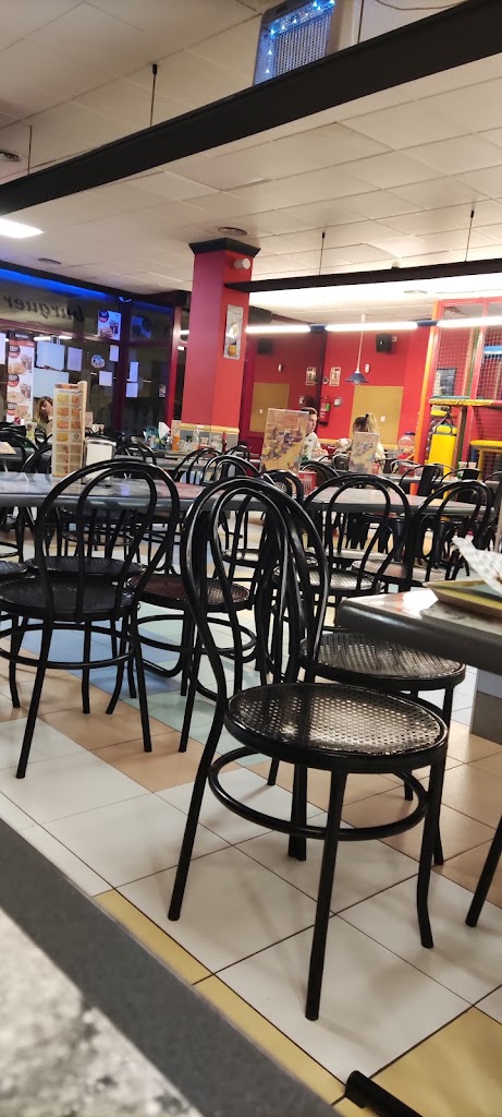 Bur West — Ambiente
