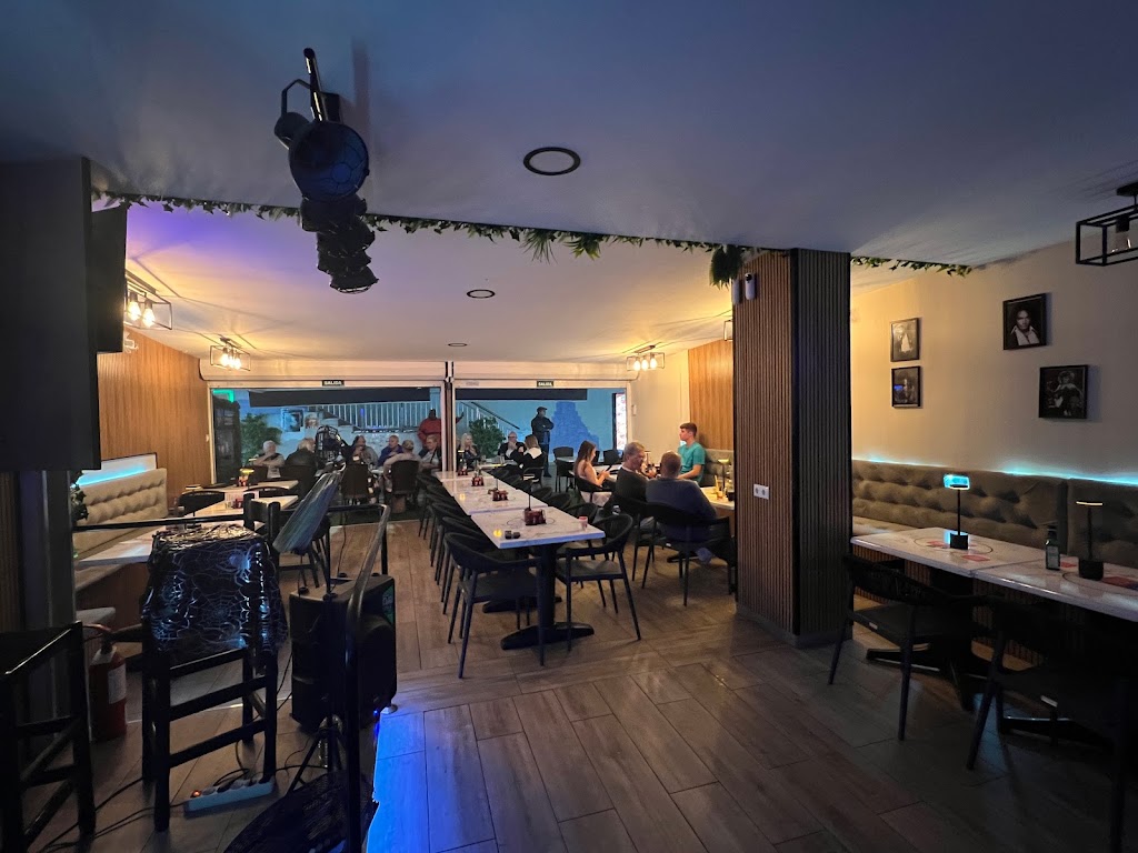 Benny Hills restaurante — Ambiente