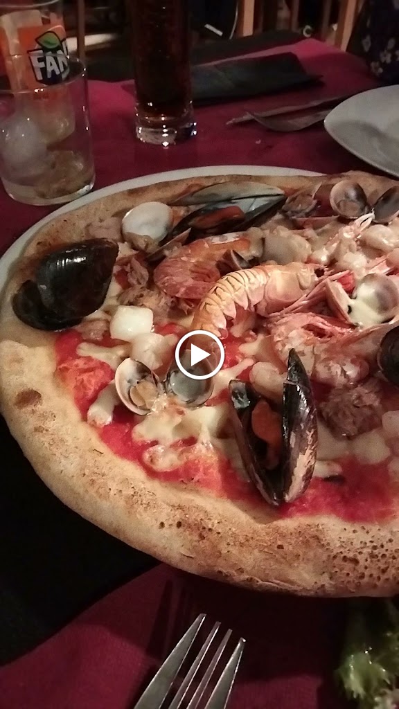 Pizzeria la Trattoria Torredembarra — Videos
