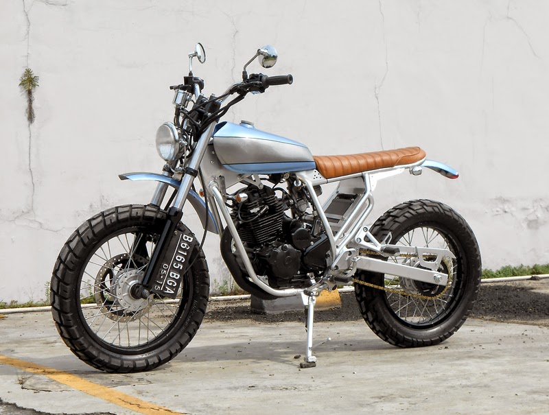 garasi Warna ..Mewarnai Mobil Motor